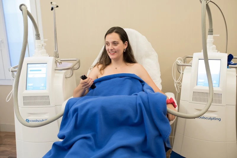 Funcionamiento del Tratamiento de CoolSculpting Flancos para eliminar la grasa localizada en los flancos